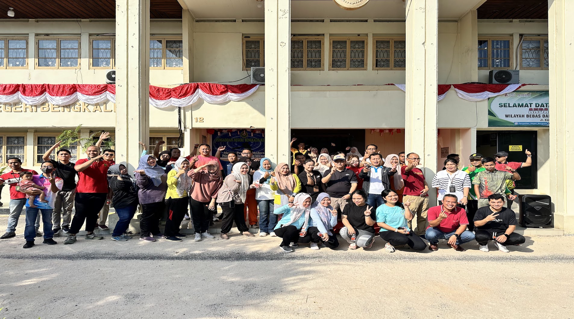 KEGIATAN SENAM PAGI SEHAT DI PENGADILAN NEGERI BENGKALIS